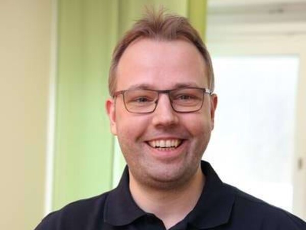 Dr. med. Tim Ukas